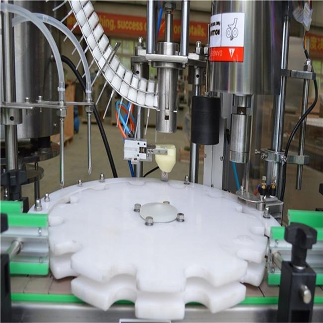 Stroj za punjenje boca u obliku aluminijske bočice
